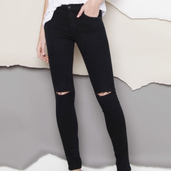 James Jeans Denim - James Jeans Twiggy (Baroque) Size 26